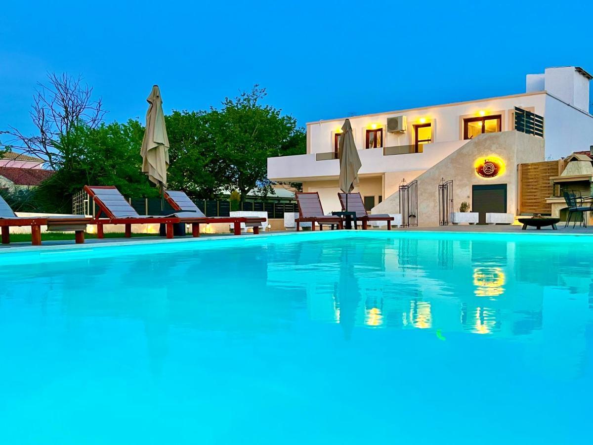 Beach Villa Verano With Private Pool By Dadovillas Sidárion Exterior foto